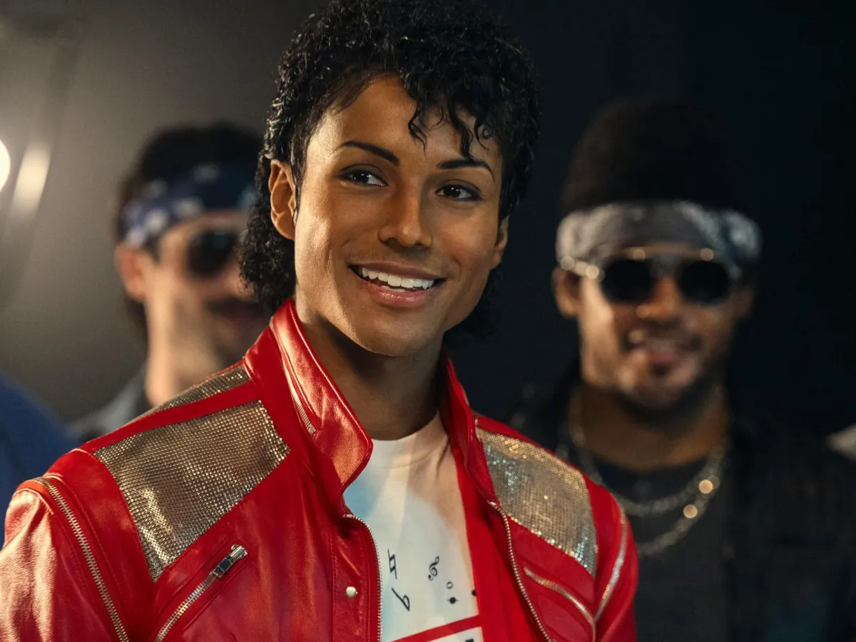 Filme de Michael Jackson se torna segunda maior bilheteria do ano
