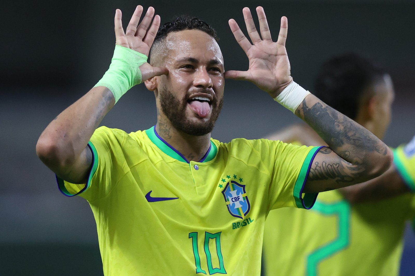 Neymar está tendo “boa evolução” após realizar exame