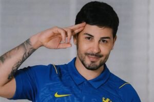 Carlinhos Maia protagoniza campanha do Chelsea