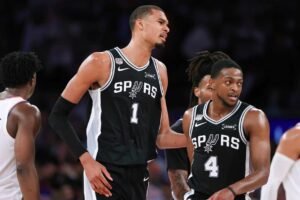Spurs vencem jogo 3 e diminuem desvantagem na final