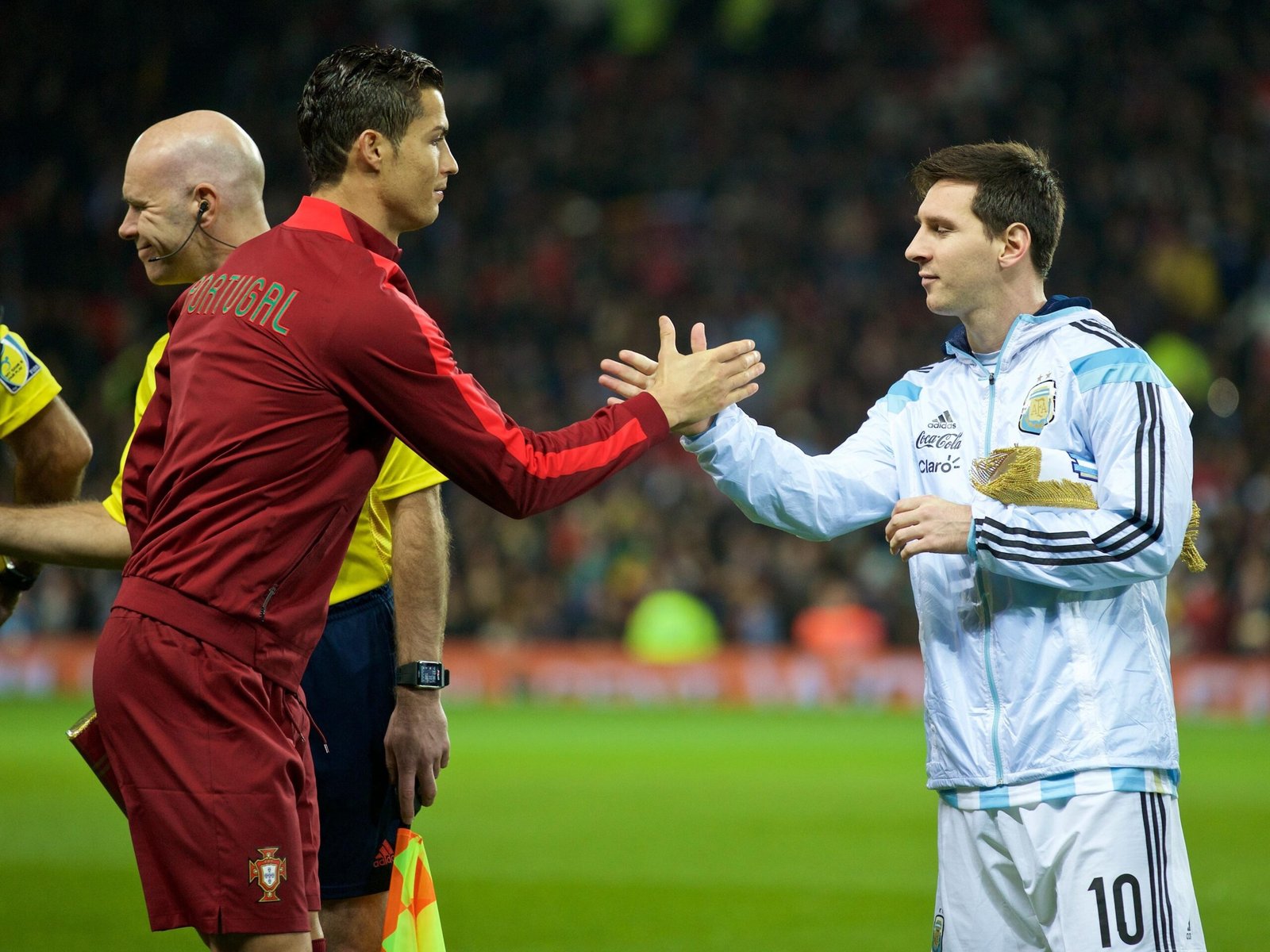 Cristiano Ronaldo e Neymar enviam mensagem de apoio a Messi após falecimento do pai