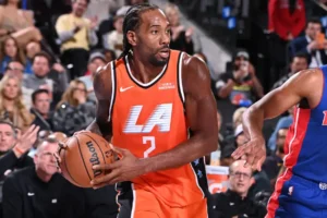 Dono dos Los Angeles Clippers se desculpa por fraude salarial